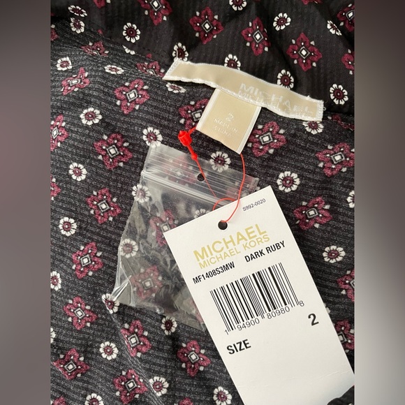 Michael kors top - Picture 8 of 10